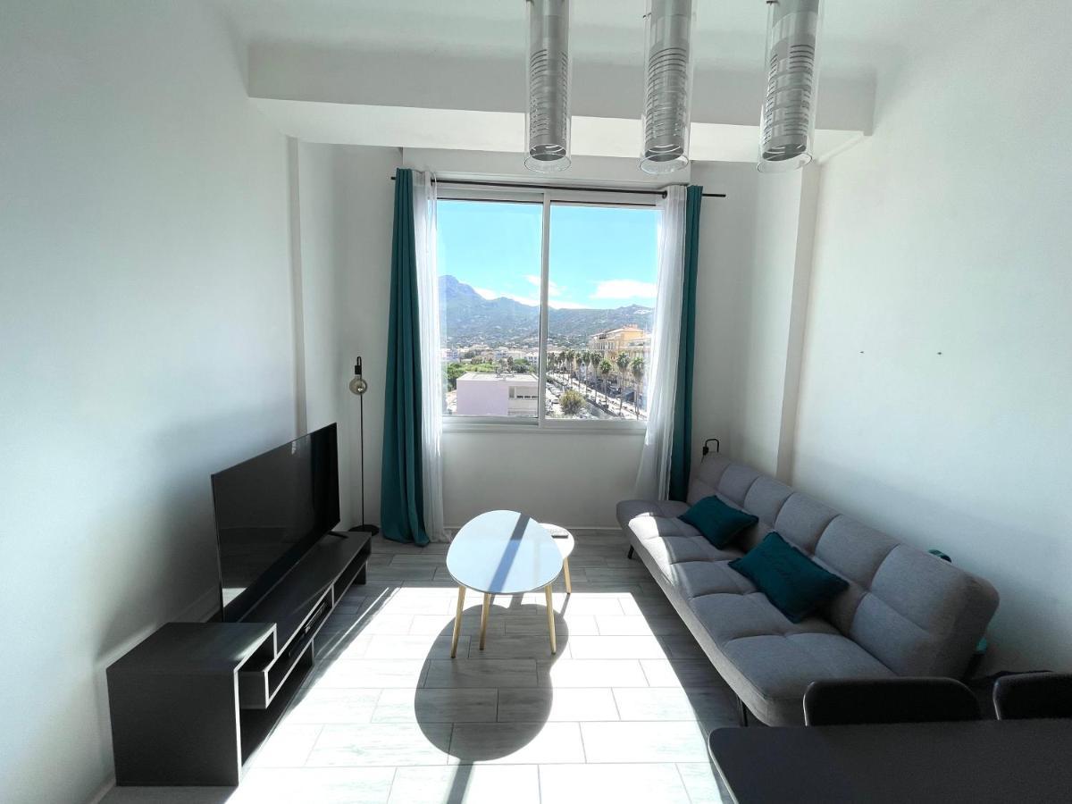 Calvi T2 Climatise, Wifi, Centre-Ville, A Proximite Plage, Commerces, Taxi & Gare, Vue Plage & Montagne Eksteriør bilde