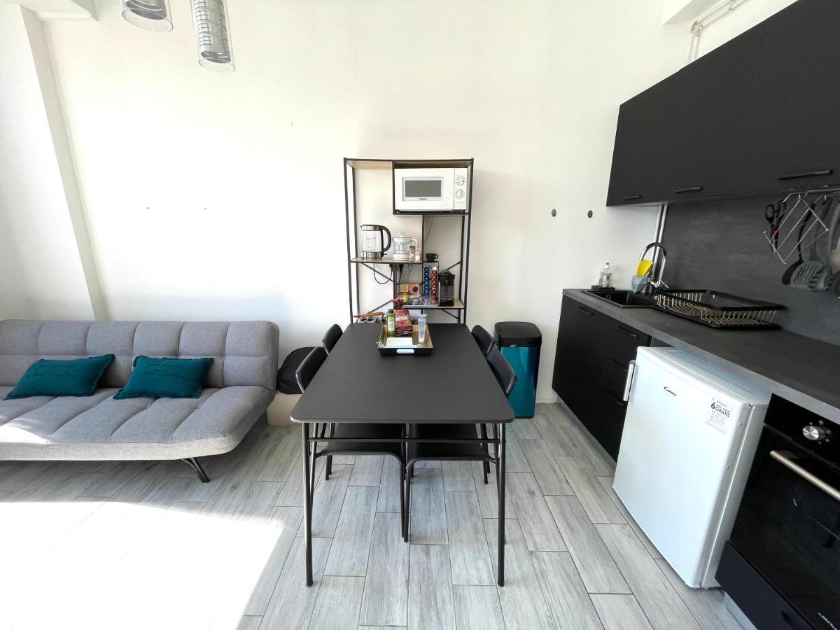 Calvi T2 Climatise, Wifi, Centre-Ville, A Proximite Plage, Commerces, Taxi & Gare, Vue Plage & Montagne Eksteriør bilde